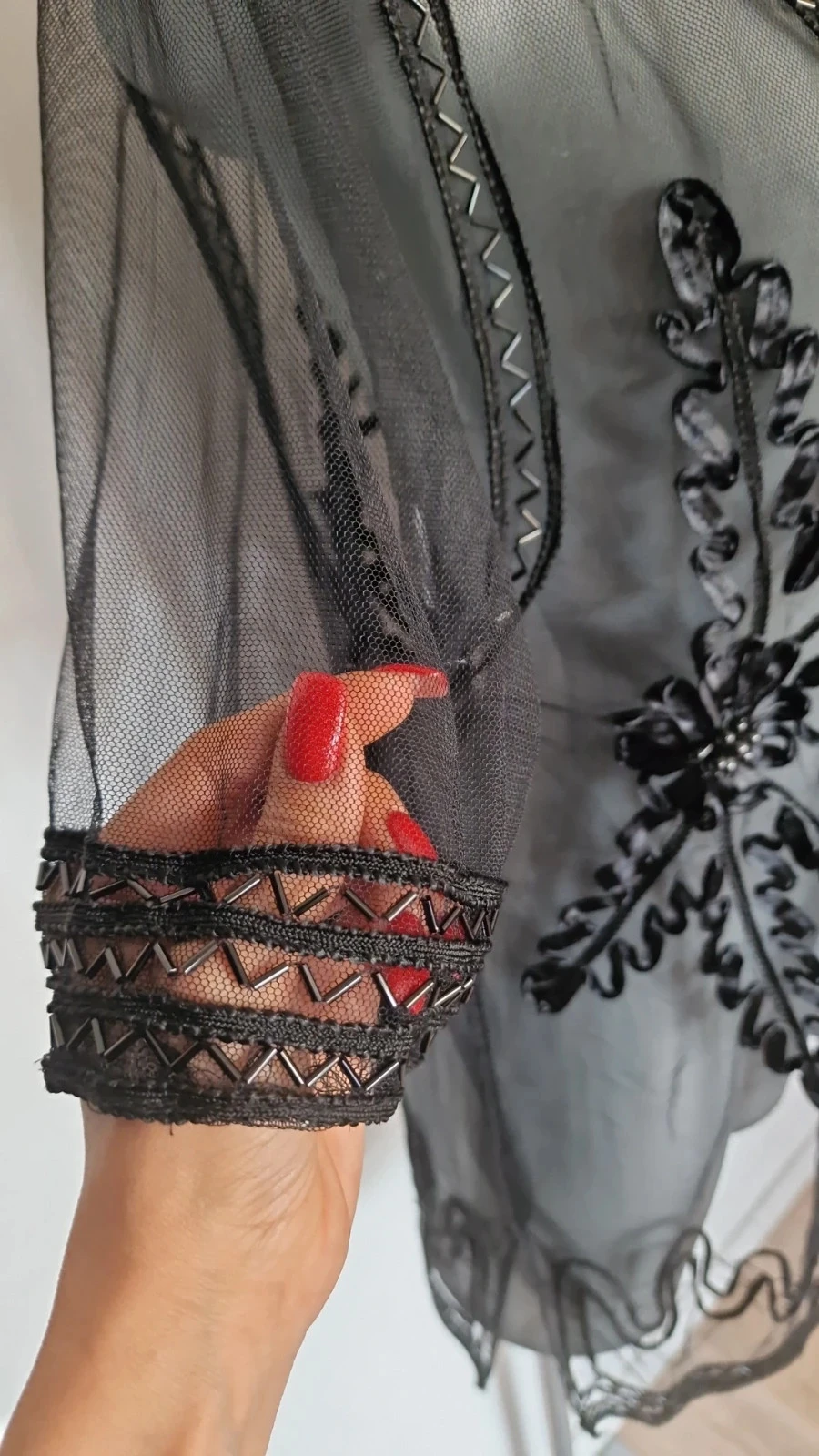 Quimono oriental preto transparente bordado com miçangas estilo boêmio chique – photo 3